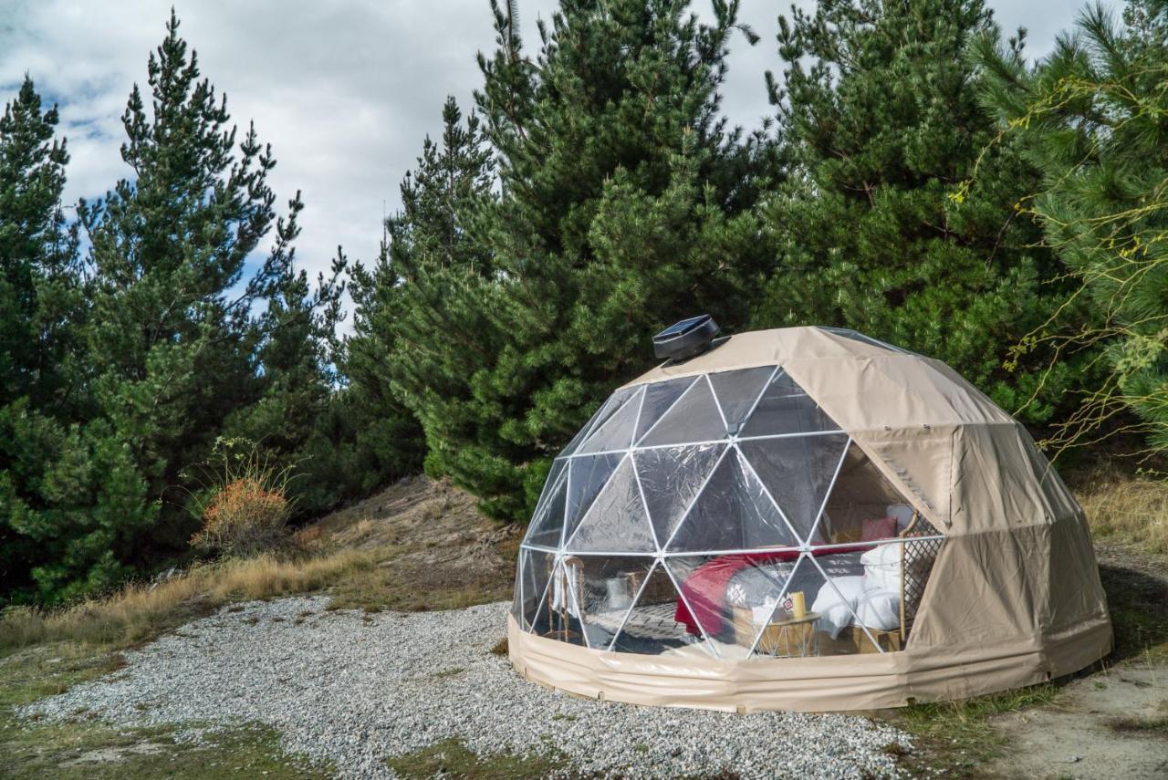 Отель Mt Gold Glamping Ванака Экстерьер фото