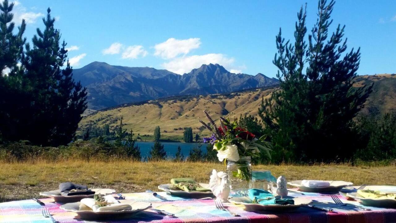 Отель Mt Gold Glamping Ванака Экстерьер фото