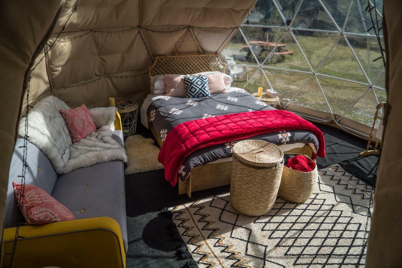 Отель Mt Gold Glamping Ванака Экстерьер фото
